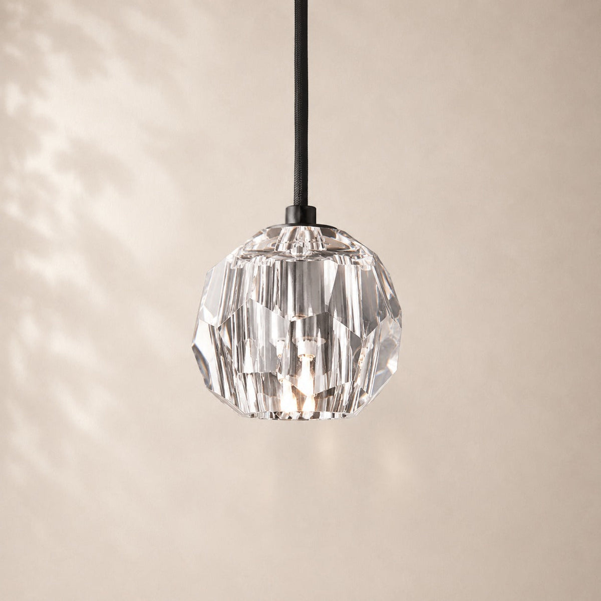 Bouvelle de Cristal Glass Pendant