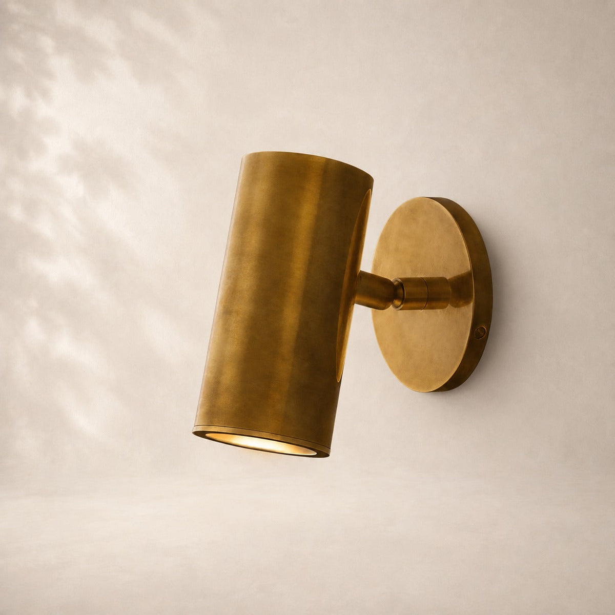 Chavaux Sconce