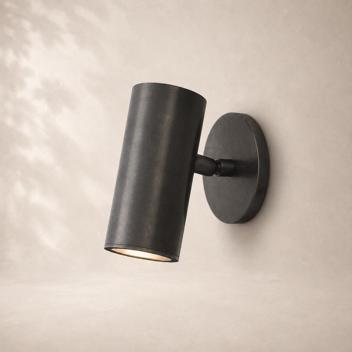 Chavaux Sconce