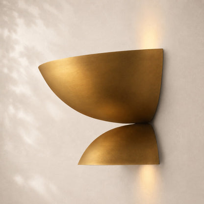 Cosmia Sconce