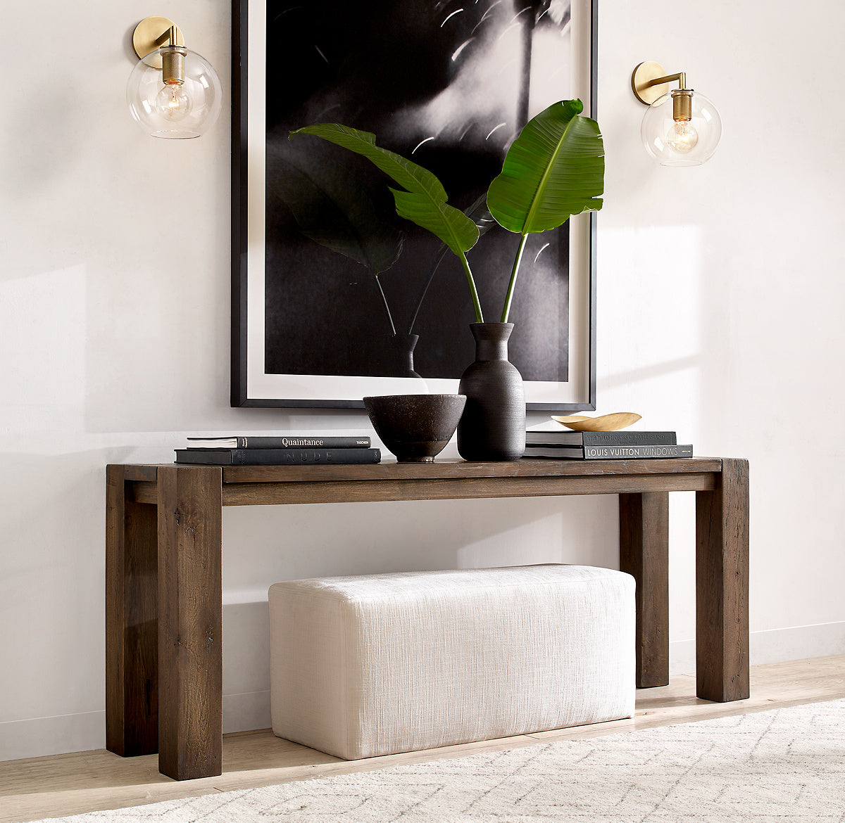 Utivo Globe Sconce