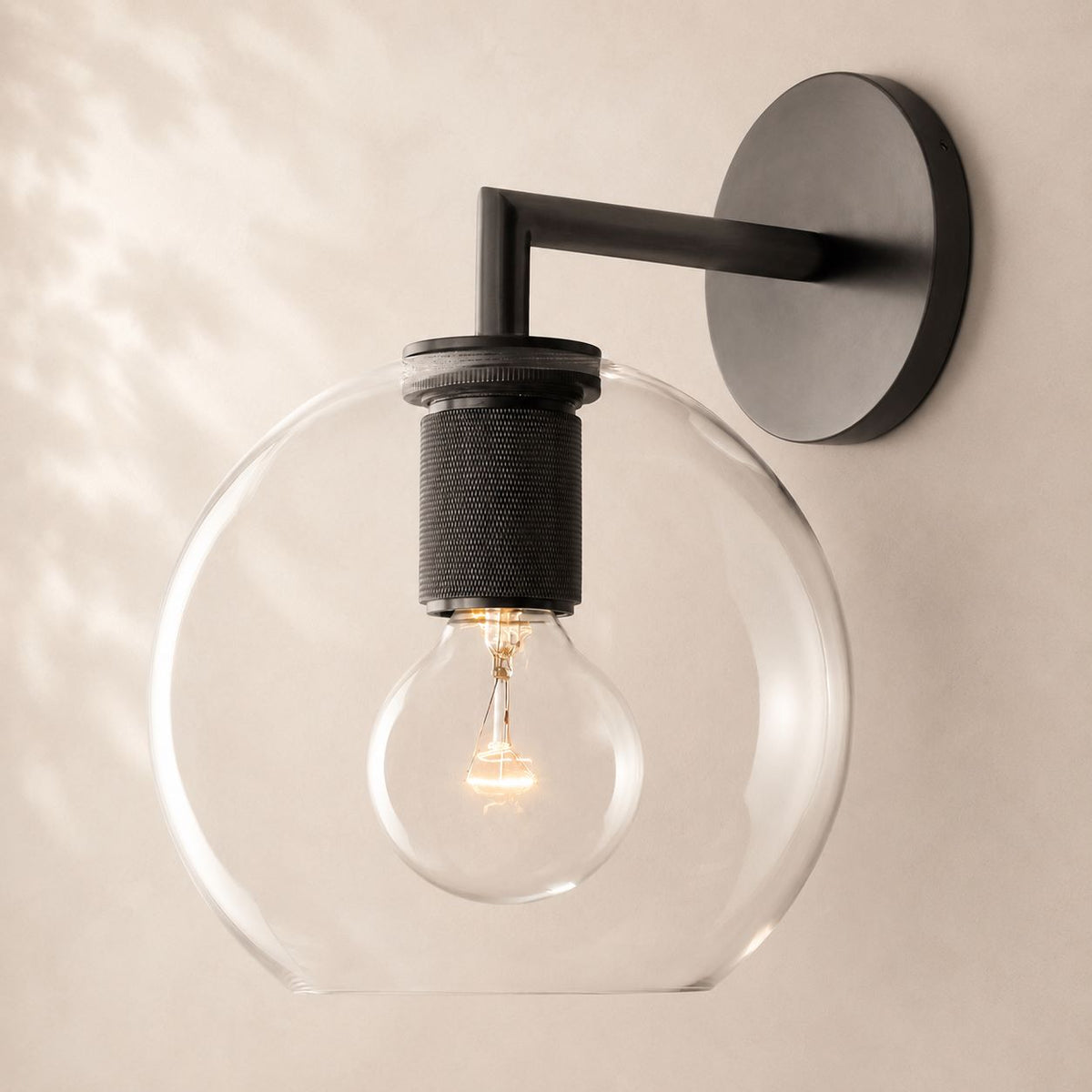 Utivo Globe Sconce